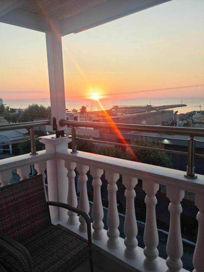 Apartments Nera Paralia-Apartment With Sea View Buitenkant foto