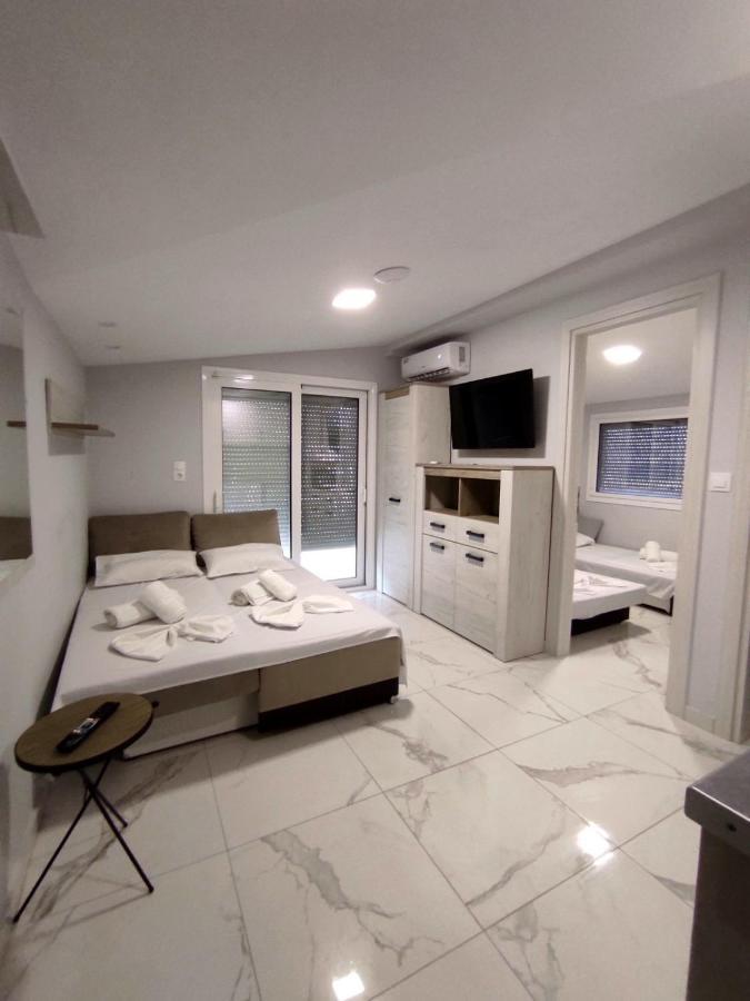 Apartments Nera Paralia-Apartment With Sea View Buitenkant foto
